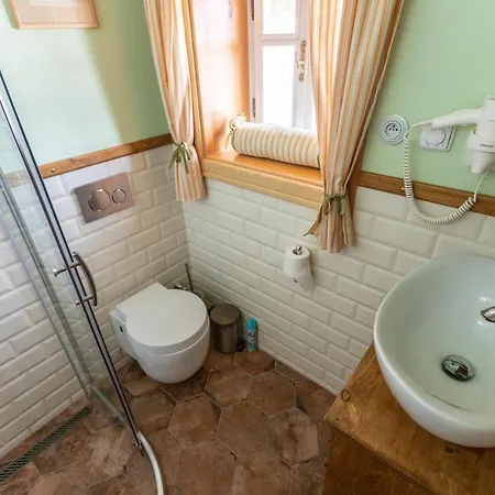 Stará škola Casa de hóspedes 3*