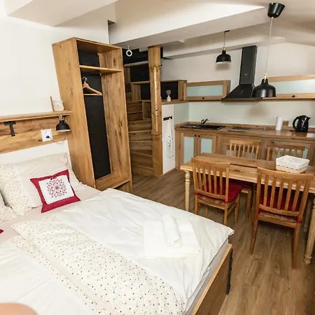 Stara Skola Guest house Dolni Mala Upa